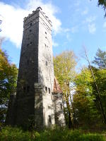 Odenwald Foto: Ohlyturm auf dem Felsberg